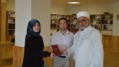 Müftü Karadeniz, genç çiftin nikahını kıydı