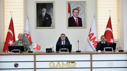 Ardahan'da güvenlik toplantısı düzenlendi