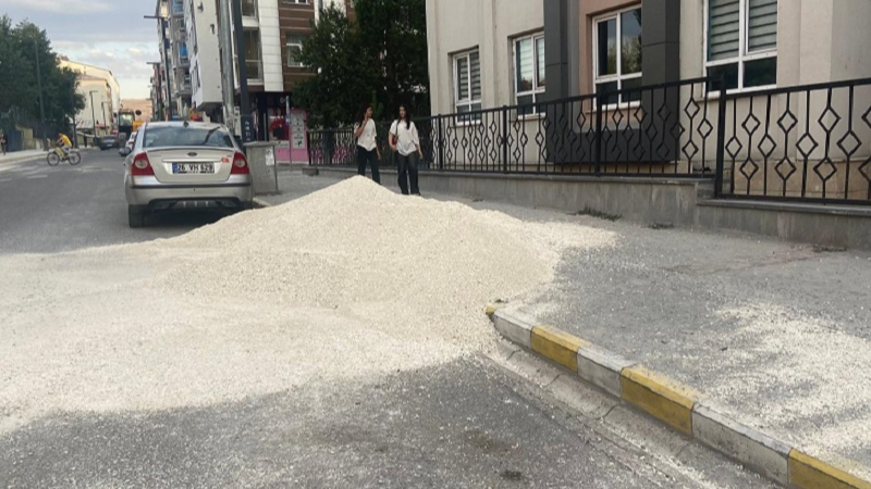 Belediyeden mozaikli kaldırım!