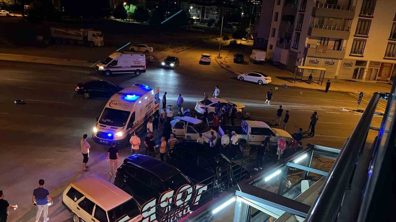 Elazığ’da zincirleme trafik kazası