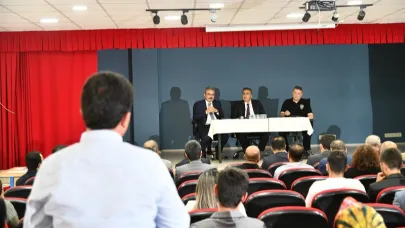 Vali Çiçek, ilçe müdürlerine talimat verdi: ‘Türkiye yüzyılı maarif modeline sahip çıkın’