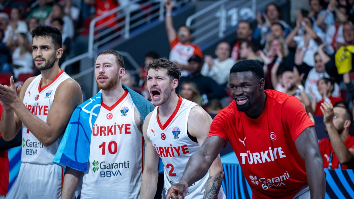 A Milli Erkek Basketbol Takımı’ndan 41 sayılık fark