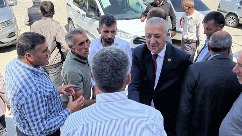 Göleli muhtarlar başkanın arkasında durdu