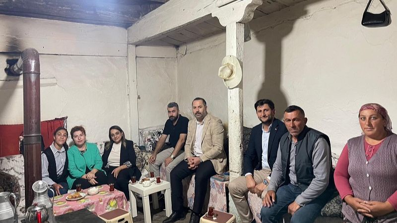 AK Parti heyeti, taziye ziyaretinde bulundu