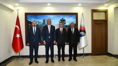 Kültür Bakanı Ersoy, Ardahan’ı ziyaret etti