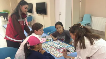 Çocuklara zeka oyunlarıyla destek