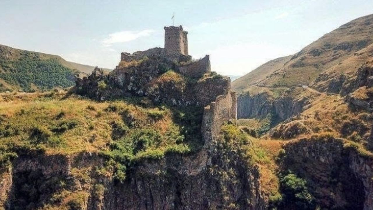 Ardahan'ın gizemli Şeytan Kalesi’nin sırrı ortaya çıkıyor