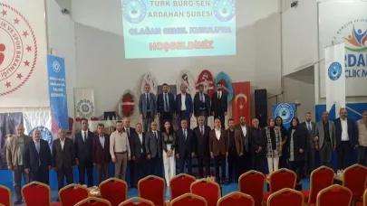 TürkBüroSen’den Ardahan’da görkemli kongre