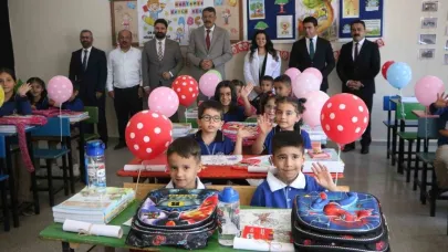 Vali Ali Çelik’ten öğrencilere eğitim öğretim yılı hediyesi