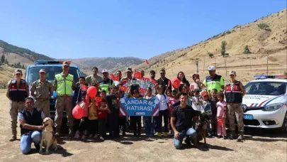 Muş’ta jandarmadan öğrencilere sürpriz ziyaret