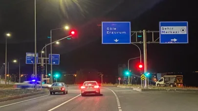 Hastane kavşağındaki trafik lambalarına dikkat