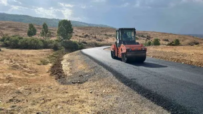 Muş’ta yol yapım çalışmaları sürüyor