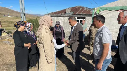 Vali Çiçek, şehit ailesinin acısını paylaştı