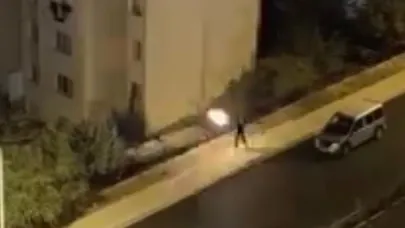 Elazığ’da 1 kişinin yaralandığı eve pompalı tüfekli saldırı anı kamerada