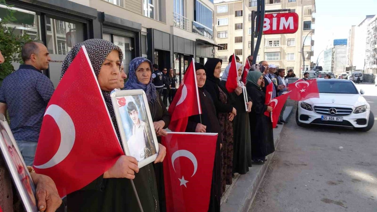 Vanlı anne: "Barış olsun, bu acı bitsin"