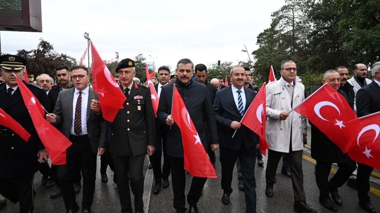 Erzurum’da Gaziler günü dolayısıyla kortej yürüyüşü düzenlendi