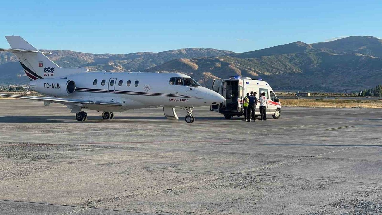 Astım ve hipertansiyon hastası, uçak ambulansla Ankara’ya sevk edildi
