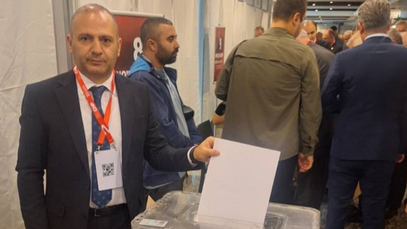 CHP Ardahan heyeti kurultaya katıldı