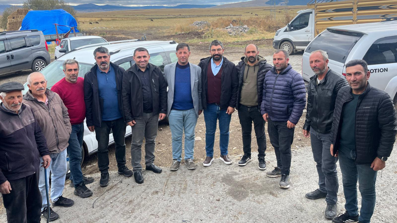 Başkan adayı Sarıkaya, gönülleri kazanıyor