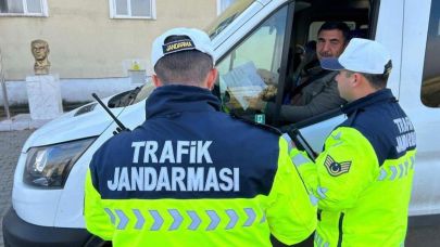 Ardahan Trafik Jandarması'ndan sıkı denetim