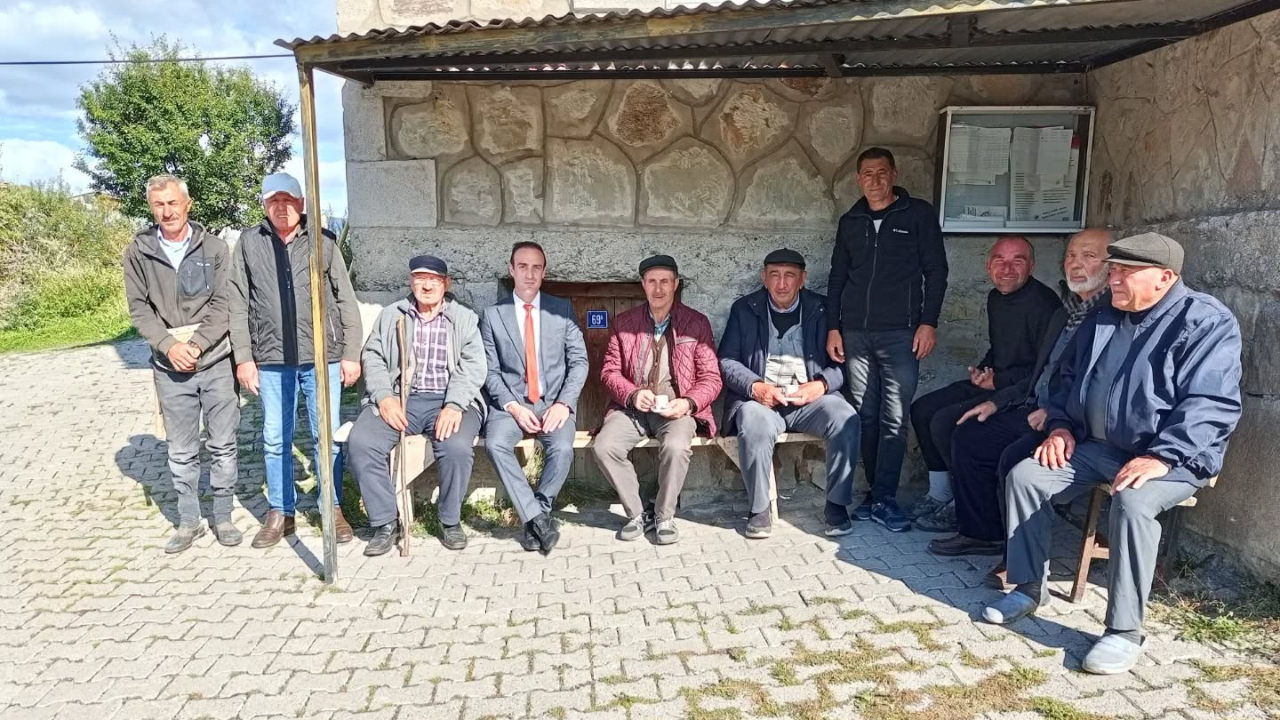 Kaymakam Kestioğlu, vatandaşın taleplerini dinledi