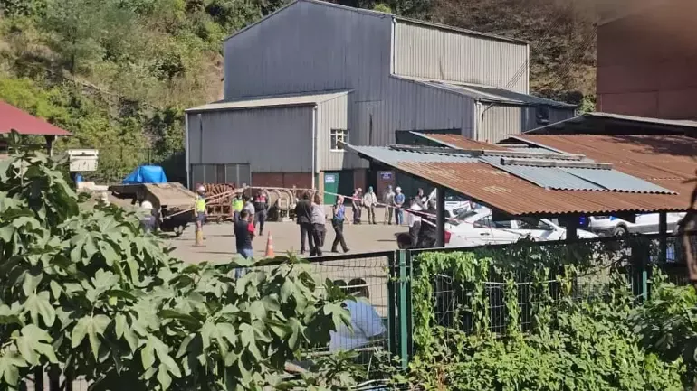 Zonguldak'ta madende göçük! 4 işçi kurtarıldı, 1 işçi göçük altında