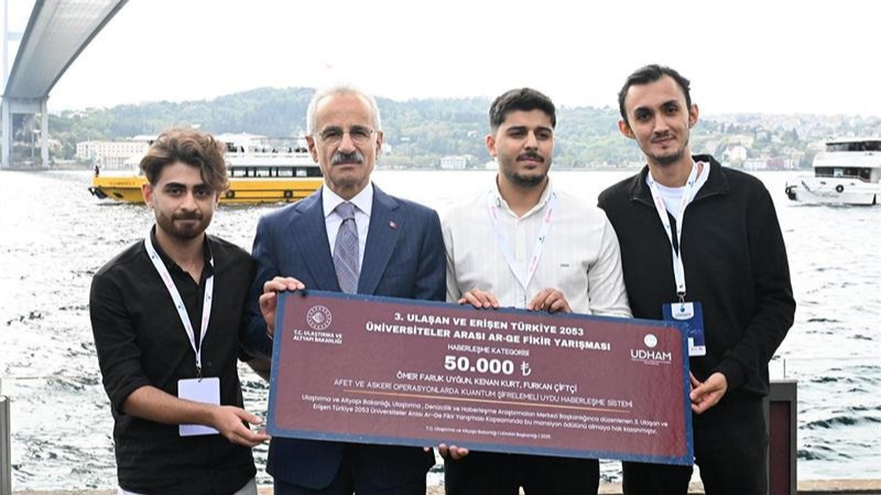 ARÜ, üniversitelerarası yarışmada ödül aldı