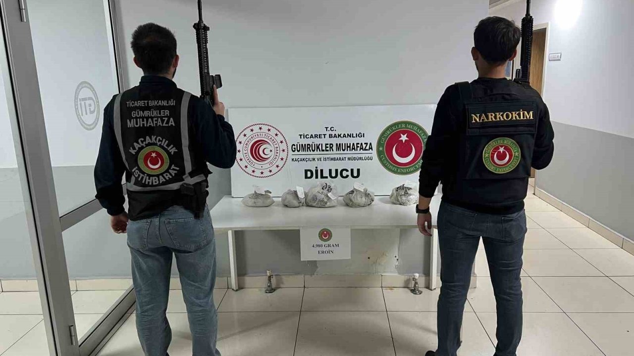 Gümrük Kapısı’nda 4 kilo 980 gram eroin ele geçirildi