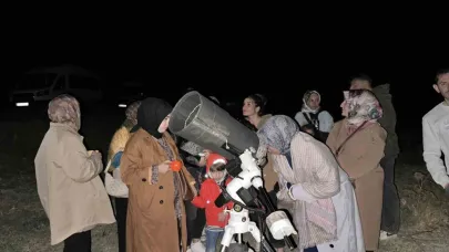 Por köyünde gökyüzü gözlemi renkli anlara sahne oldu