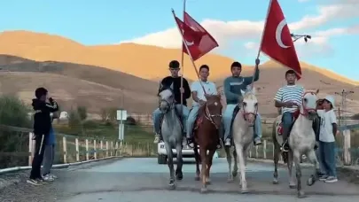Ulupamir’de jandarma komutanına atlı karşılama