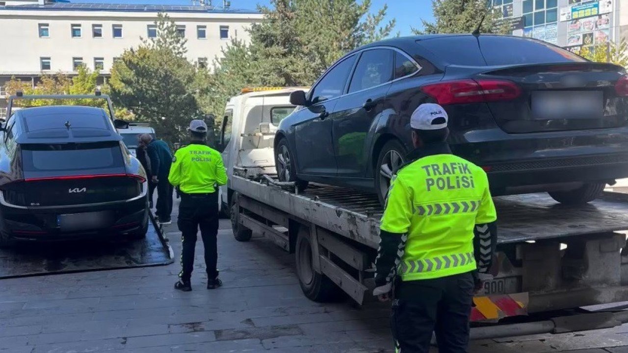 Polis sanal devriye ile drift yaptığını tespit ettiği sürücülere 46 bin TL ceza kesti