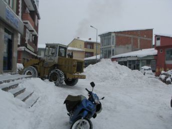 Ardahan yeniden beyaza büründü