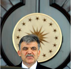 "Demokrasinin güçlenmesi basınla mümkün olabilir"