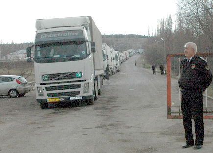 Türkgözü Sınır Kapısında tır kuyruğu oluştu