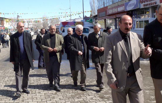 İsmet Atalaydan CHP adayı Öztürke destek!