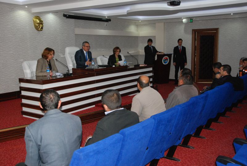 Bürokrasiye takılan, Valiye gitsin!