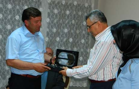 Başbakan Danışmanı Akif Gülle Posofta!