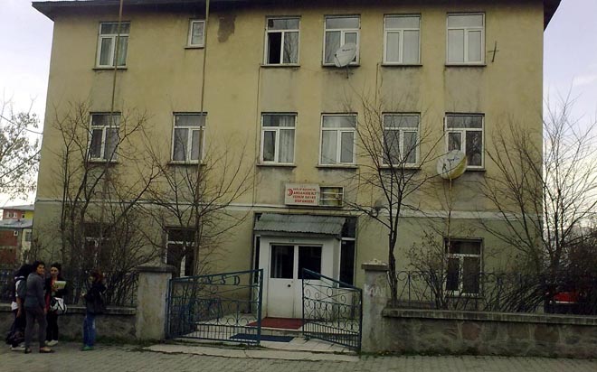 Ardahan Dispanseri verem oldu