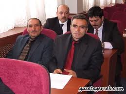 Posof AK Parti'de isyan var,deprem var!