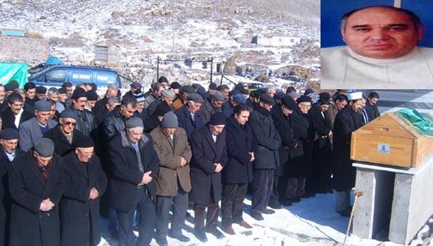 Gürbüz Aslan, sevenlerin omuzun da son yolculuğuna uğurlandı