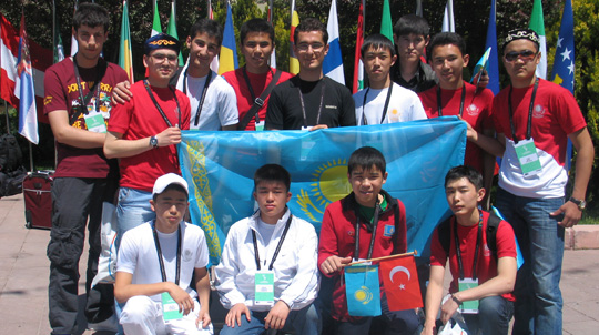 Dünya çocuklarının Türkçe sevgisi