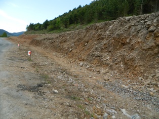 33 Kilometre yol, 7 yıldır tamamlanamadı!
