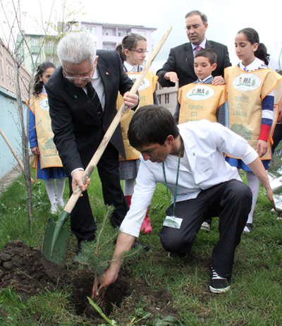 Ardahan Valiliği yeşillik konusunda örnek olacak