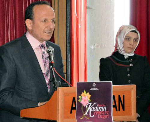 Müftü Akın: Kadınları Cumaya bekliyoruz