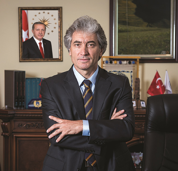 Rektör Korkmaz soruyor: Kabe kimin mülküdür?