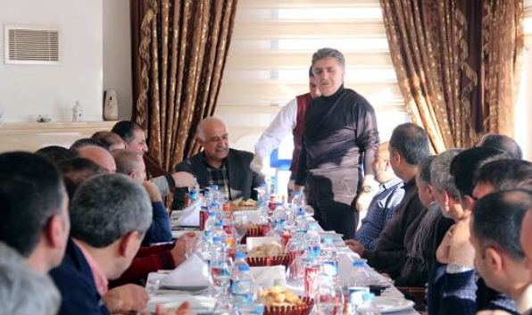 Başkan bırak hoşafı yemeği, kapı ne zaman açılıyor?