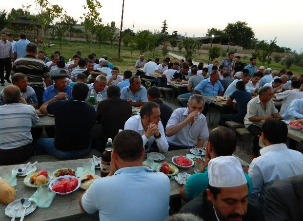 Gürcistanda İftar Sevinci