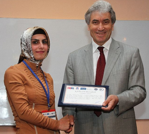 ARÜ'lüler, interneti güvenli kullanacak