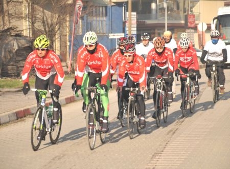 Sarıkamış Şehitleri'ni Anma Bisiklet Turu"
