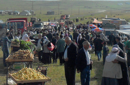 Köprülü Belediyesi çöpleri toplamıyor!